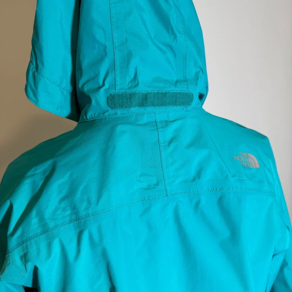 The North Face HyVent Hooded Shell Rain Jacket Coat Waterproof Girls Size XL 18